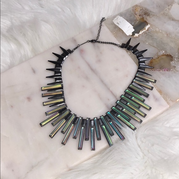 Kendra Scott Jewelry - KENDRA SCOTT HOLOGRAM NECKLACE